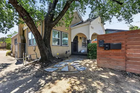 Exterior - 2145 Placer St, Redding, CA 96001 photo 4 of 12