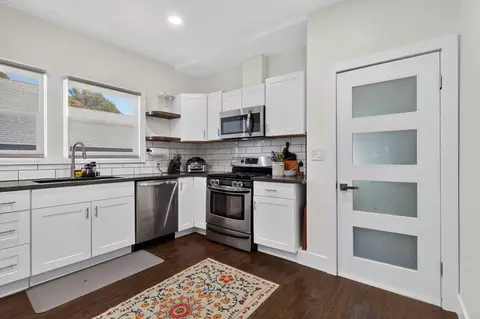 Kitchen - 2145 Placer St, Redding, CA 96001 photo 3 of 7