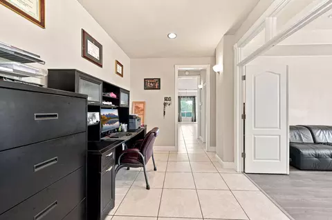 Entry Way - 7605 Churn Creek Rd, Redding, CA 96002 photo 3 of 4