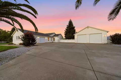 Exterior - 7605 Churn Creek Rd, Redding, CA 96002 photo 10 of 15