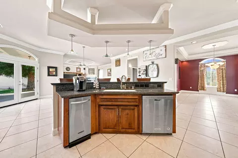 Kitchen - 7605 Churn Creek Rd, Redding, CA 96002 photo 4 of 6