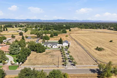 View/Area - 7605 Churn Creek Rd, Redding, CA 96002 photo 4 of 6