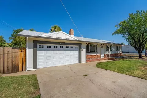 Exterior - 2919 Blueview St, Redding, CA 96002 photo 2 of 17