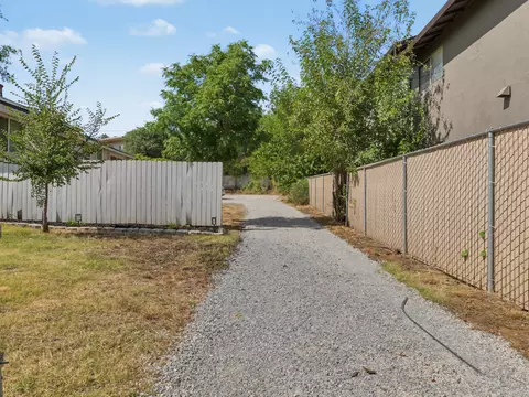 Exterior - 954 West St, Redding, CA 96001 photo 11 of 14