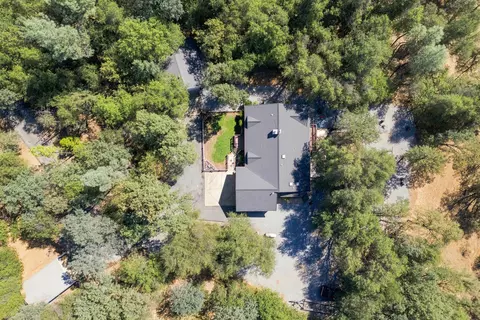 View/Area - 20621 Chipeta Way, Redding, CA 96003 photo 1 of 1