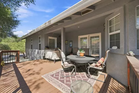 Exterior - 20621 Chipeta Way, Redding, CA 96003 photo 8 of 17