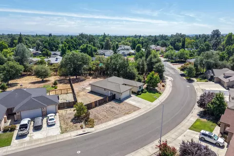 View/Area - 6347 Oxbow St, Redding, CA 96001 photo 1 of 3