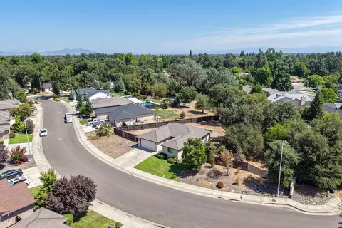View/Area - 6347 Oxbow St, Redding, CA 96001 photo 3 of 3