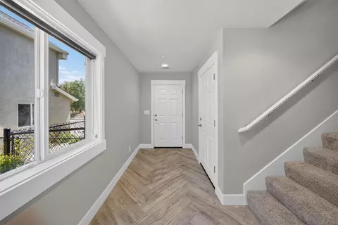 Entry Way - 6514 Bandito Dr, Redding, CA 96001 photo 2 of 5
