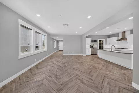 Living - 6514 Bandito Dr, Redding, CA 96001 photo 2 of 4