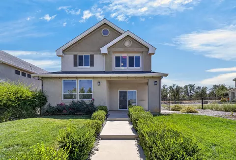 Exterior - 6514 Bandito Dr, Redding, CA 96001 photo 4 of 4