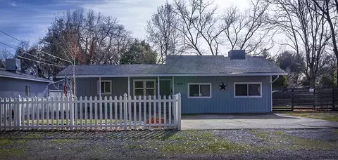 20577 Sunset Ln, Redding, CA 96002