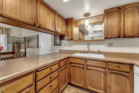 1833 Del Mar Ave, Redding, CA 96003 photo 11