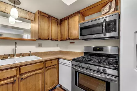 1833 Del Mar Ave, Redding, CA 96003 photo 13