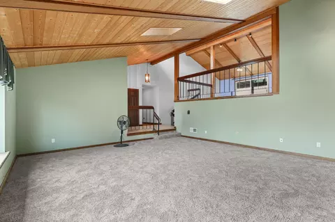 Living - 3041 Panorama Dr, Redding, CA 96003 photo 4 of 12