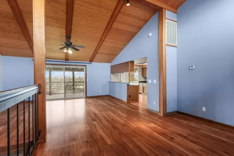 Living - 3041 Panorama Dr, Redding, CA 96003 photo 8 of 12