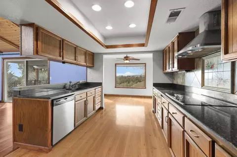 Kitchen - 3041 Panorama Dr, Redding, CA 96003 photo 1 of 4