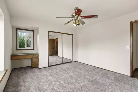 Bedroom - 3041 Panorama Dr, Redding, CA 96003 photo 6 of 9