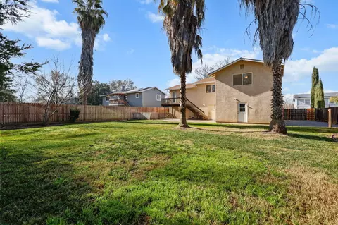 Exterior - 105 Kimick Way, Red Bluff, CA 96080 photo 2 of 7