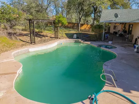 13160 Bear Mountain Rd, Redding, CA 96003 photo 32