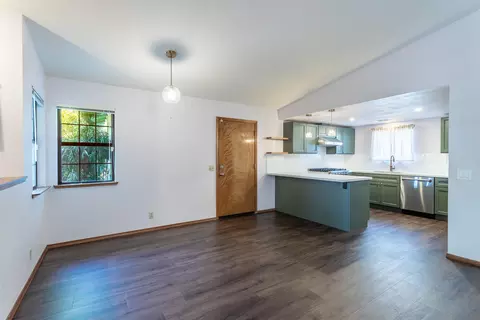 1756 Mary Lake Dr, Redding, CA 96001 photo 10
