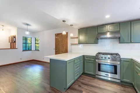 1756 Mary Lake Dr, Redding, CA 96001 photo 8