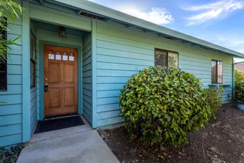 1756 Mary Lake Dr, Redding, CA 96001 photo 3