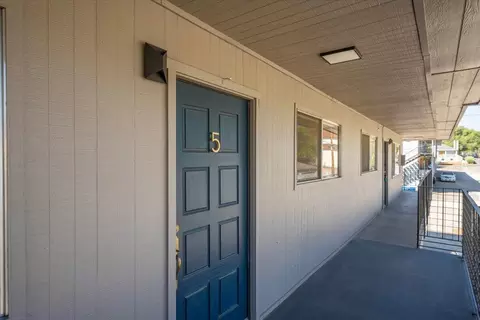 Exterior - 1114 Orange Ave, Redding, CA 96001 photo 2 of 3