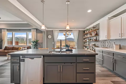 Kitchen - 4768 Lower Springs Rd, Redding, CA 96001 photo 2 of 4