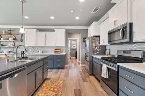 Kitchen - 4768 Lower Springs Rd, Redding, CA 96001 photo 1 of 4
