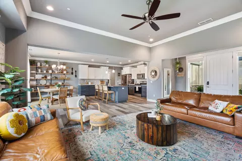Living - 4768 Lower Springs Rd, Redding, CA 96001 photo 4 of 4