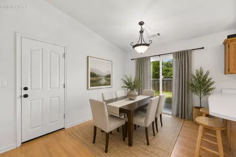 Dining - 18602 Old Oasis Rd, Redding, CA 96003 photo 1 of 1