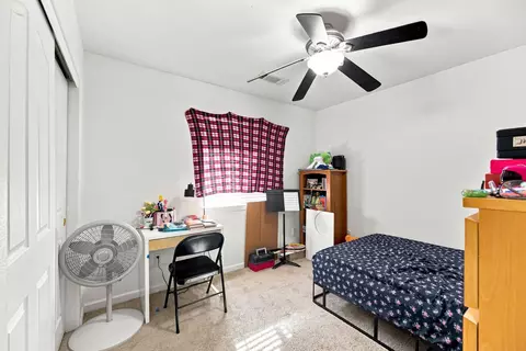 Bedroom - 18602 Old Oasis Rd, Redding, CA 96003 photo 6 of 6