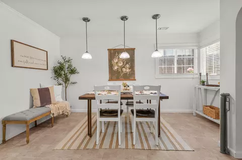 Dining - 1545 Olive Ave, Redding, CA 96001 photo 1 of 3