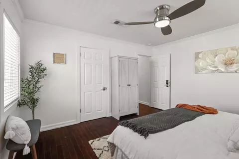 Bedroom - 1545 Olive Ave, Redding, CA 96001 photo 6 of 10