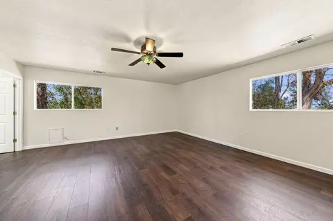 Bedroom - 16230 Skyline Dr, Red Bluff, CA 96080 photo 2 of 4