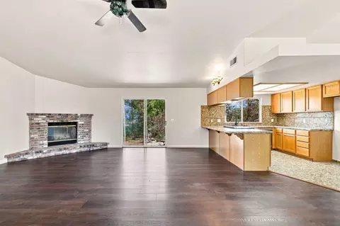 Living - 16230 Skyline Dr, Red Bluff, CA 96080 photo 4 of 4