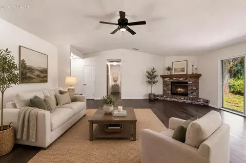 Living - 16230 Skyline Dr, Red Bluff, CA 96080 photo 1 of 4