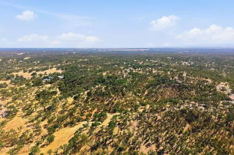 View/Area - 16230 Skyline Dr, Red Bluff, CA 96080 photo 7 of 9