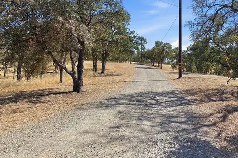 Exterior - 16230 Skyline Dr, Red Bluff, CA 96080 photo 9 of 9
