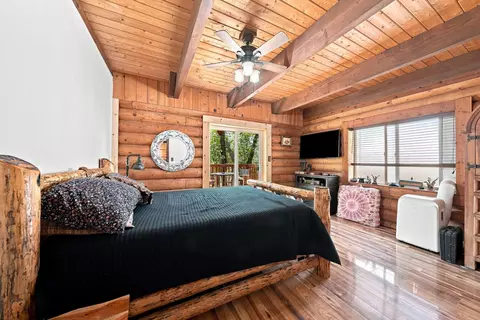 Bedroom - 13606 Jeep Trl, Redding, CA 96003 photo 5 of 5