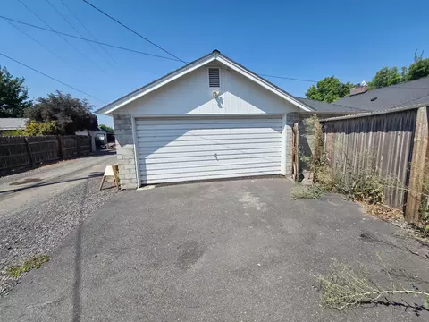 Exterior - 665 Second St, Tulelake, CA 96134 photo 2 of 3