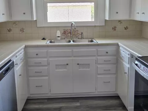 Kitchen - 665 Second St, Tulelake, CA 96134 photo 1 of 1