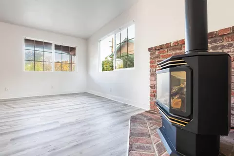 Living - 13990 S Fork Rd, Igo, CA 96047 photo 3 of 3