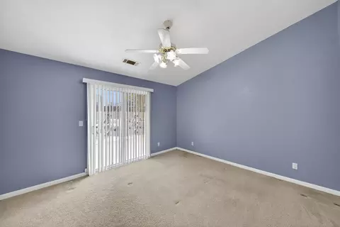Bedroom - 3360 Lawrence Rd, Redding, CA 96002 photo 7 of 8