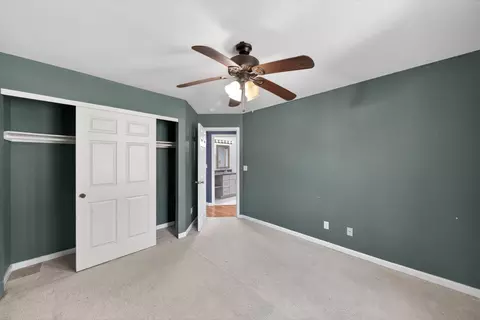 Bedroom - 3360 Lawrence Rd, Redding, CA 96002 photo 5 of 8