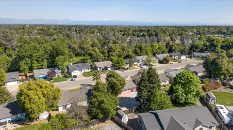 View/Area - 3360 Lawrence Rd, Redding, CA 96002 photo 3 of 5