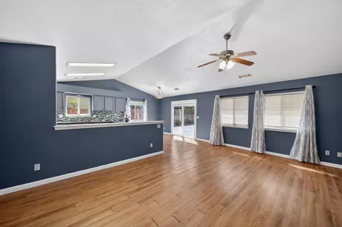 Living - 3360 Lawrence Rd, Redding, CA 96002 photo 1 of 1