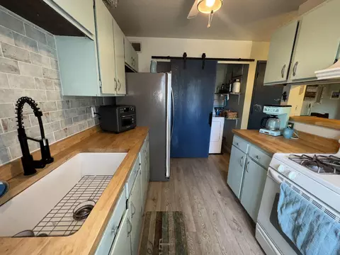 Kitchen - 20645 Roff Way, Burney, CA 96013 photo 4 of 5