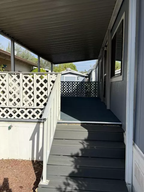 1325 Mountain Shadows Blvd, Redding, CA 96003 photo 2